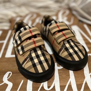 Boys Burberry Vintage Check Cotton Sneakers Size 27EU/10US